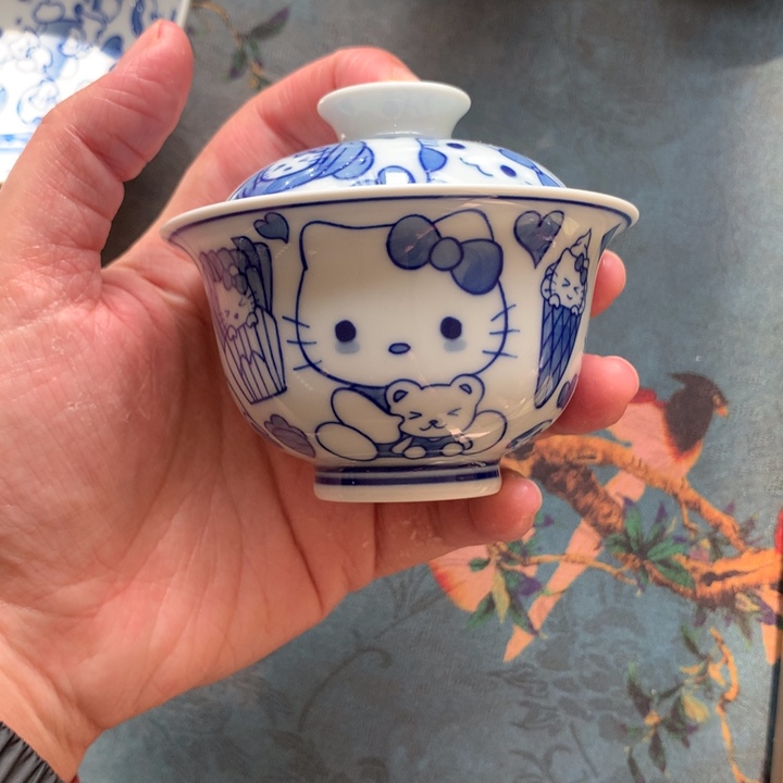 特价kt猫两才小盖碗117号