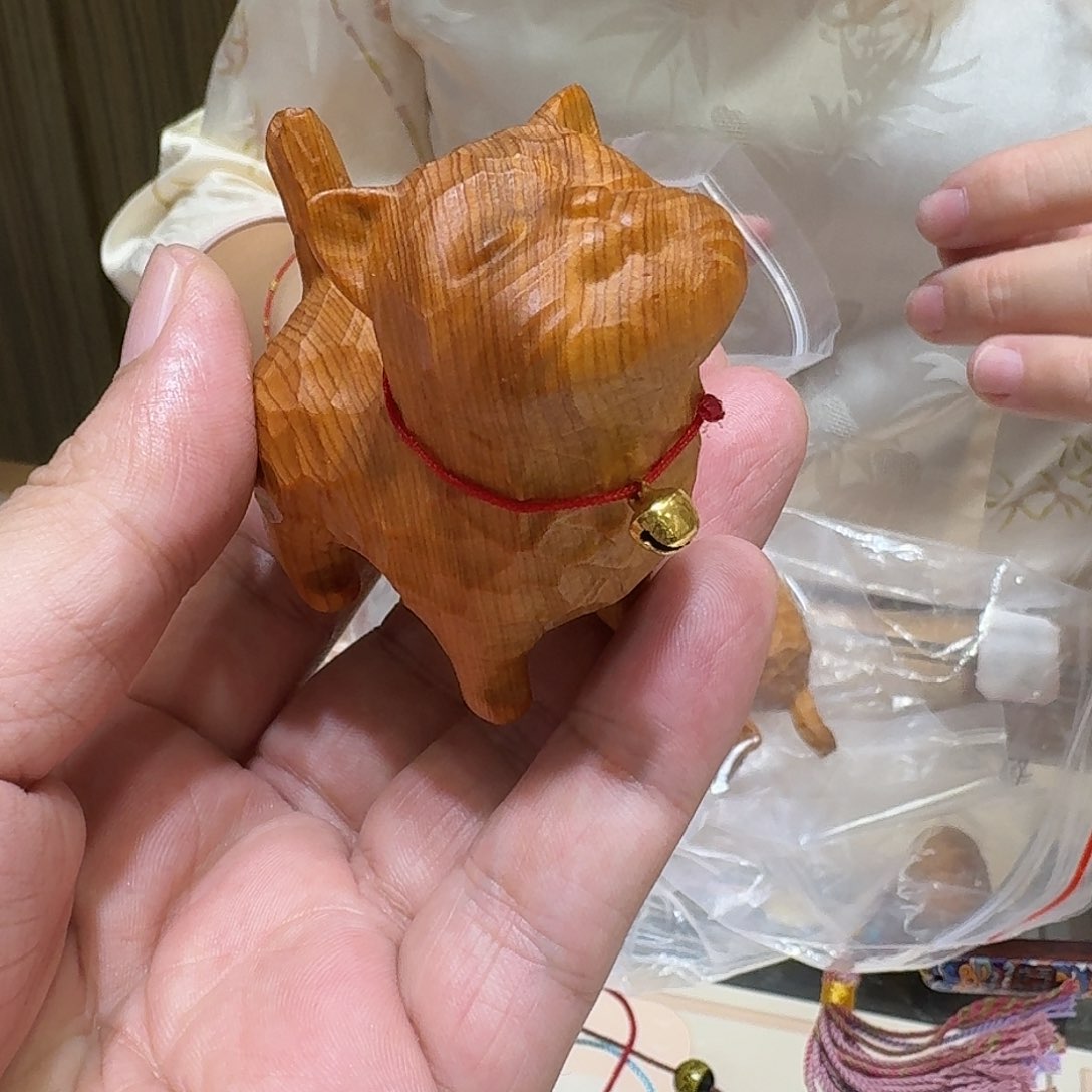 崖柏傲娇猫猫把件