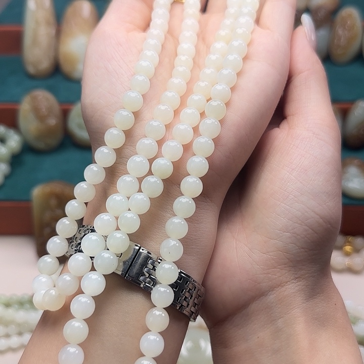 和田玉（糖玉）未镶嵌颈饰