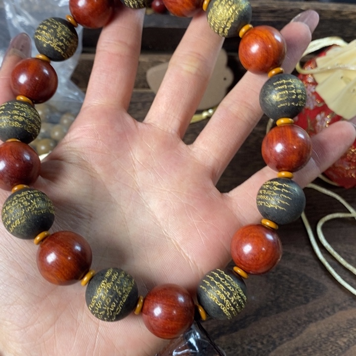 泥塑黑龙涎金粉五条经手持1.5