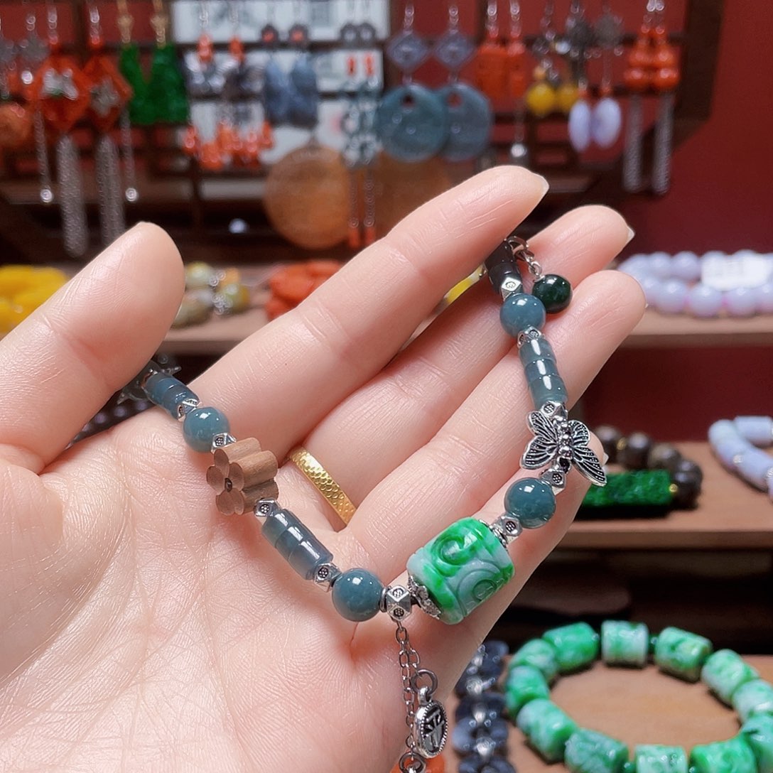 翡翠未镶嵌手链饰品