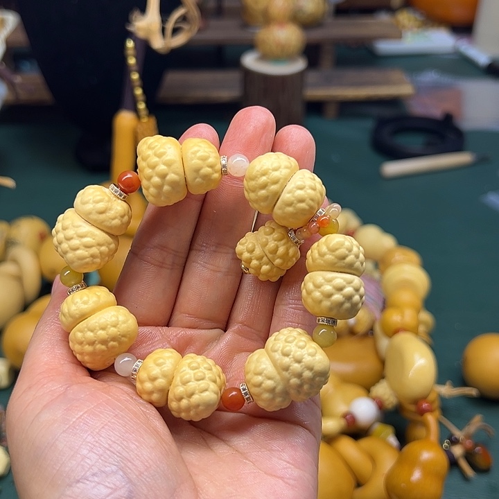 很****1突突突拒绝LJLLJLLJL来来来