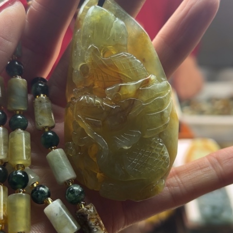 岫玉挂件未镶嵌挂件