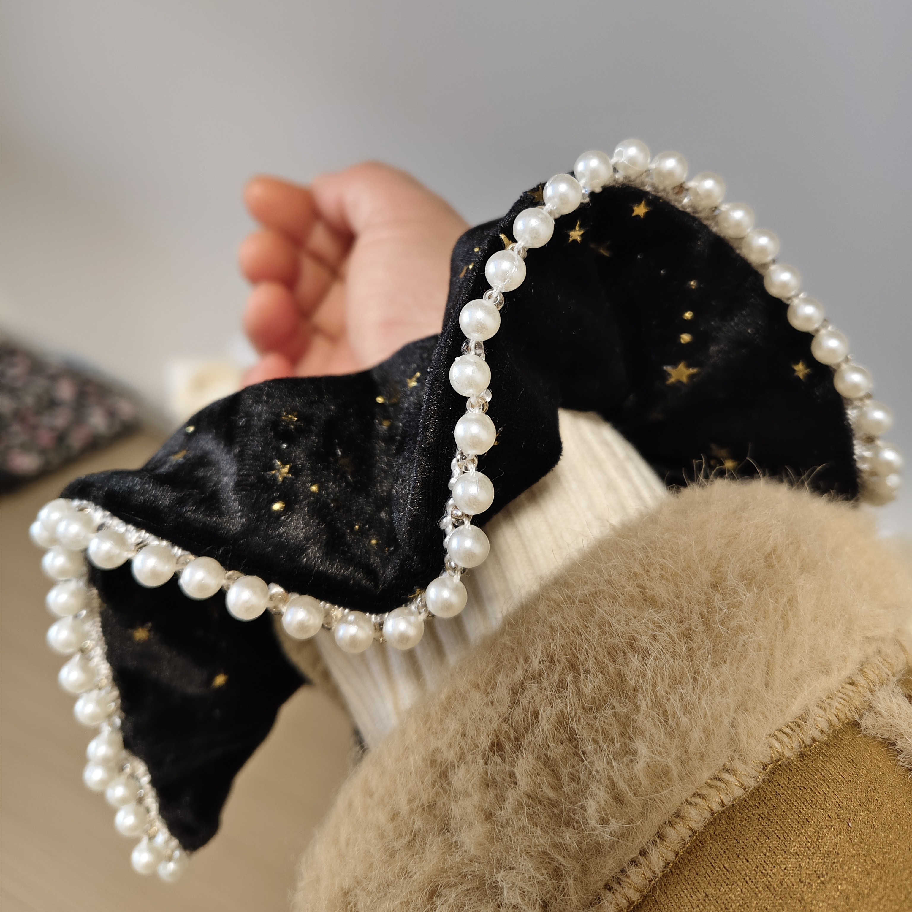 女士黑色丝绒珍珠大肠发圈轻奢韩系高级感甜美扎马尾发绳发饰女