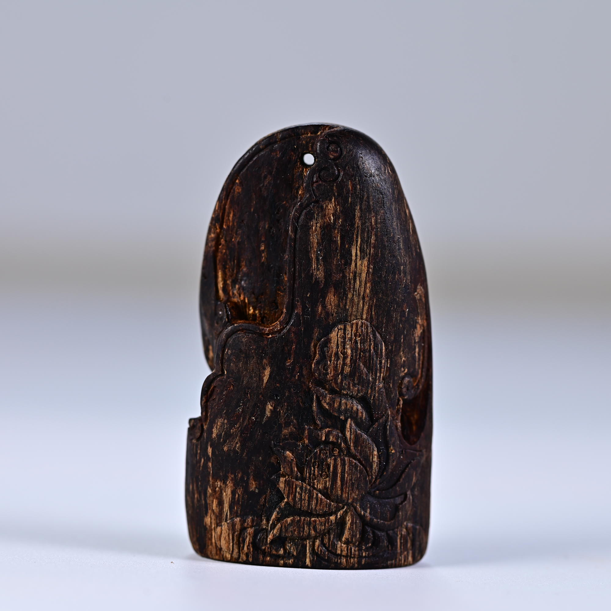 《壹世香傳》越南芽庄棋肉沉水莲花吊坠