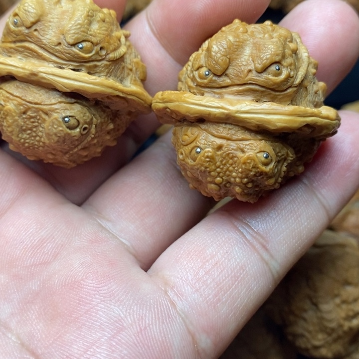 文玩核桃把件金蟾