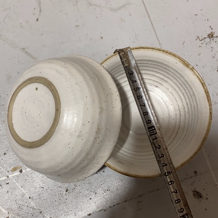瓷片白粉引芝麻釉碗一对