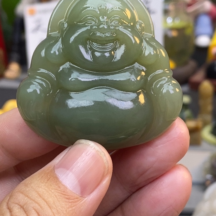 三***送和田玉未镶嵌颈饰