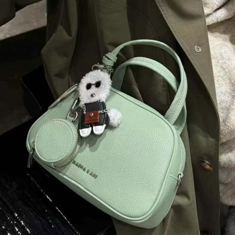 3808 幽绿色2025新款时尚轻奢单肩包