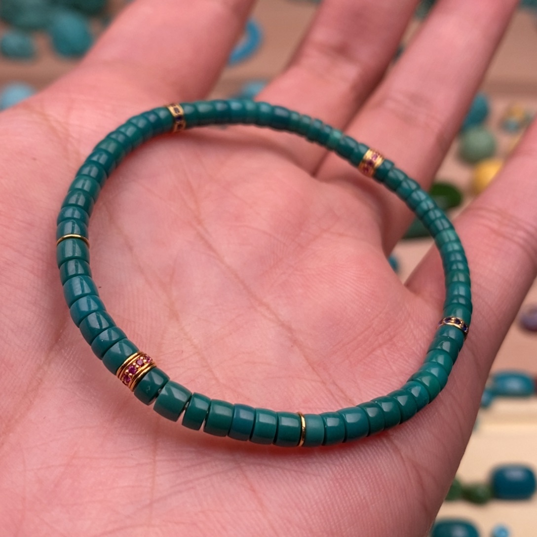 绿松石配饰未镶嵌