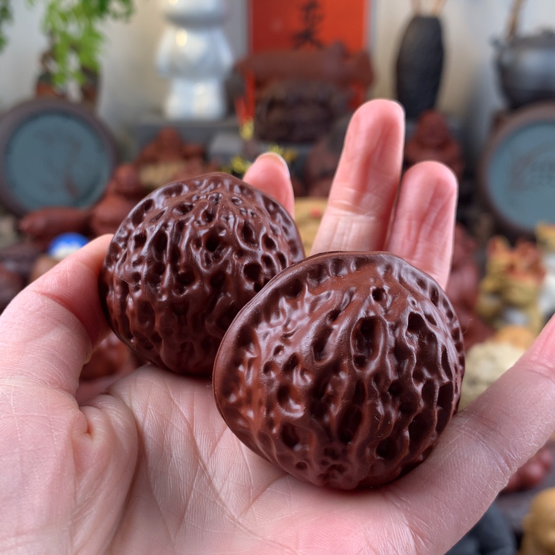 紫砂茶宠一对核桃