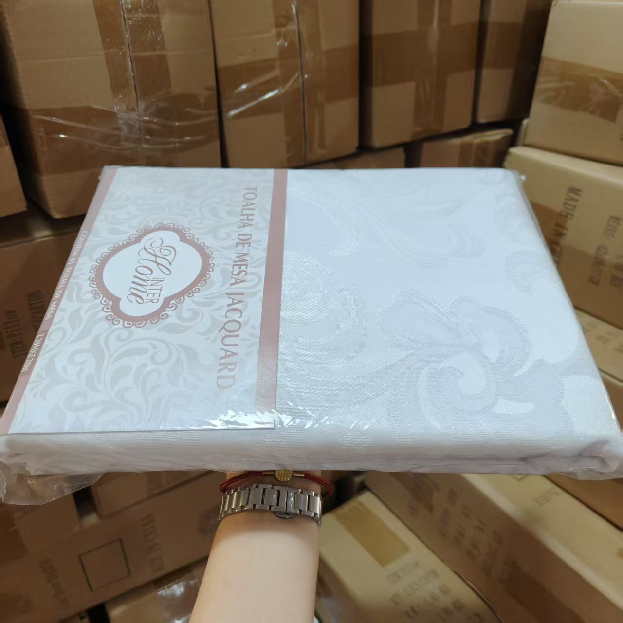 花朵款–无异味！220*220 白色梭织提花台布/防尘盖布