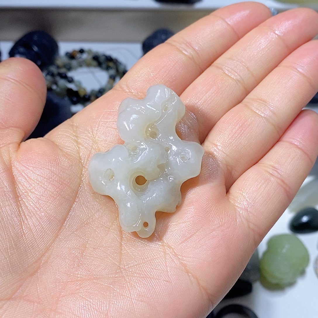 和田玉挂件未镶嵌