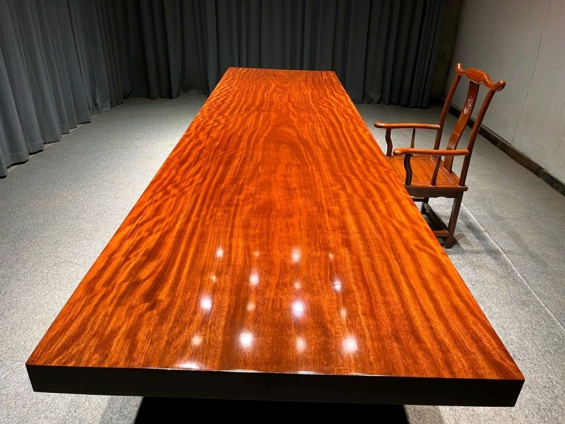 435*119*10红塔利小巴花格木材质纯实木大板桌，配支架不包邮