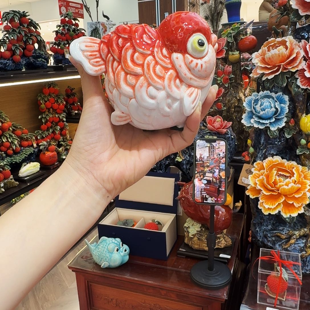 陶瓷金龙鱼精品精品