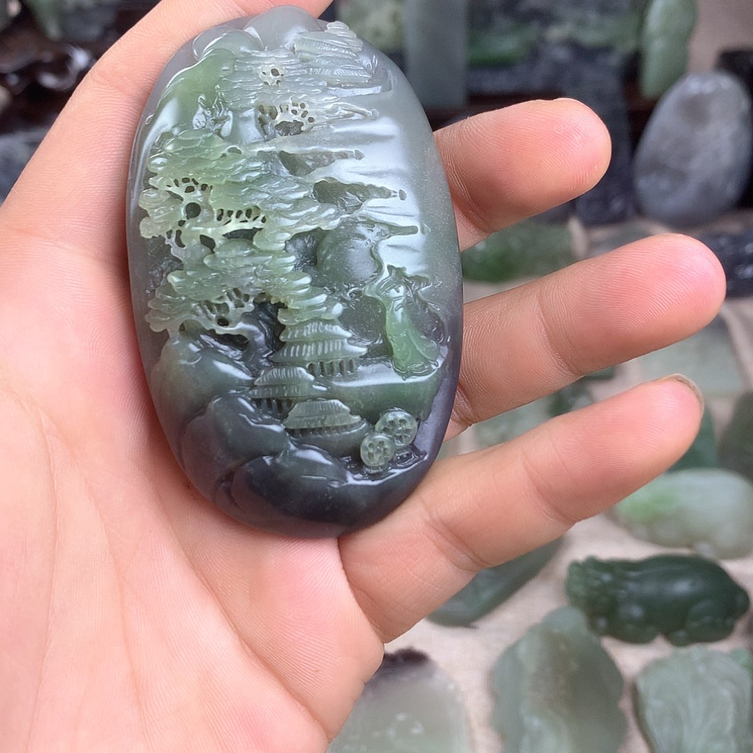 颈饰未镶嵌和田玉