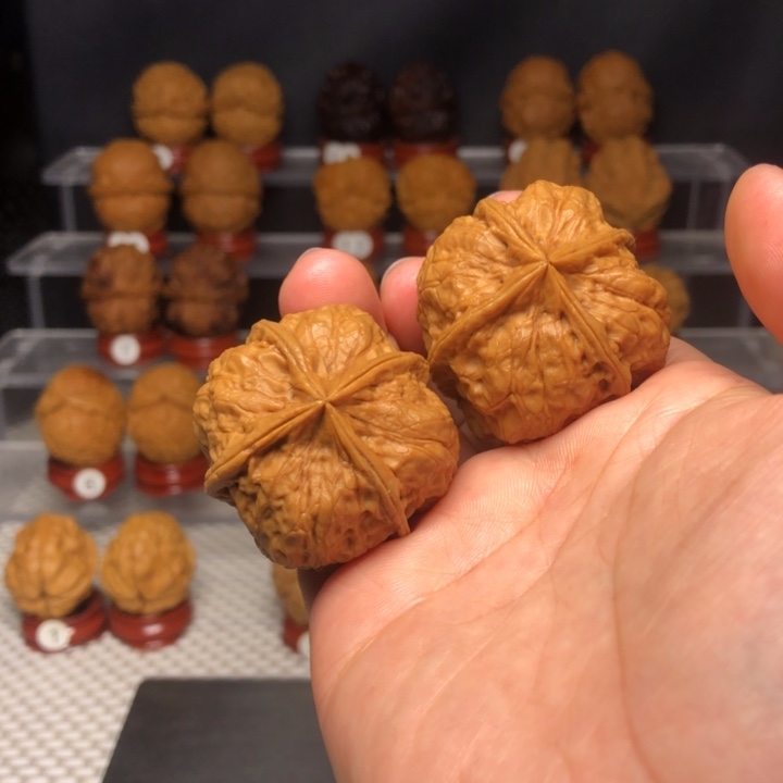 一***w把件文玩核桃205战斧四棱