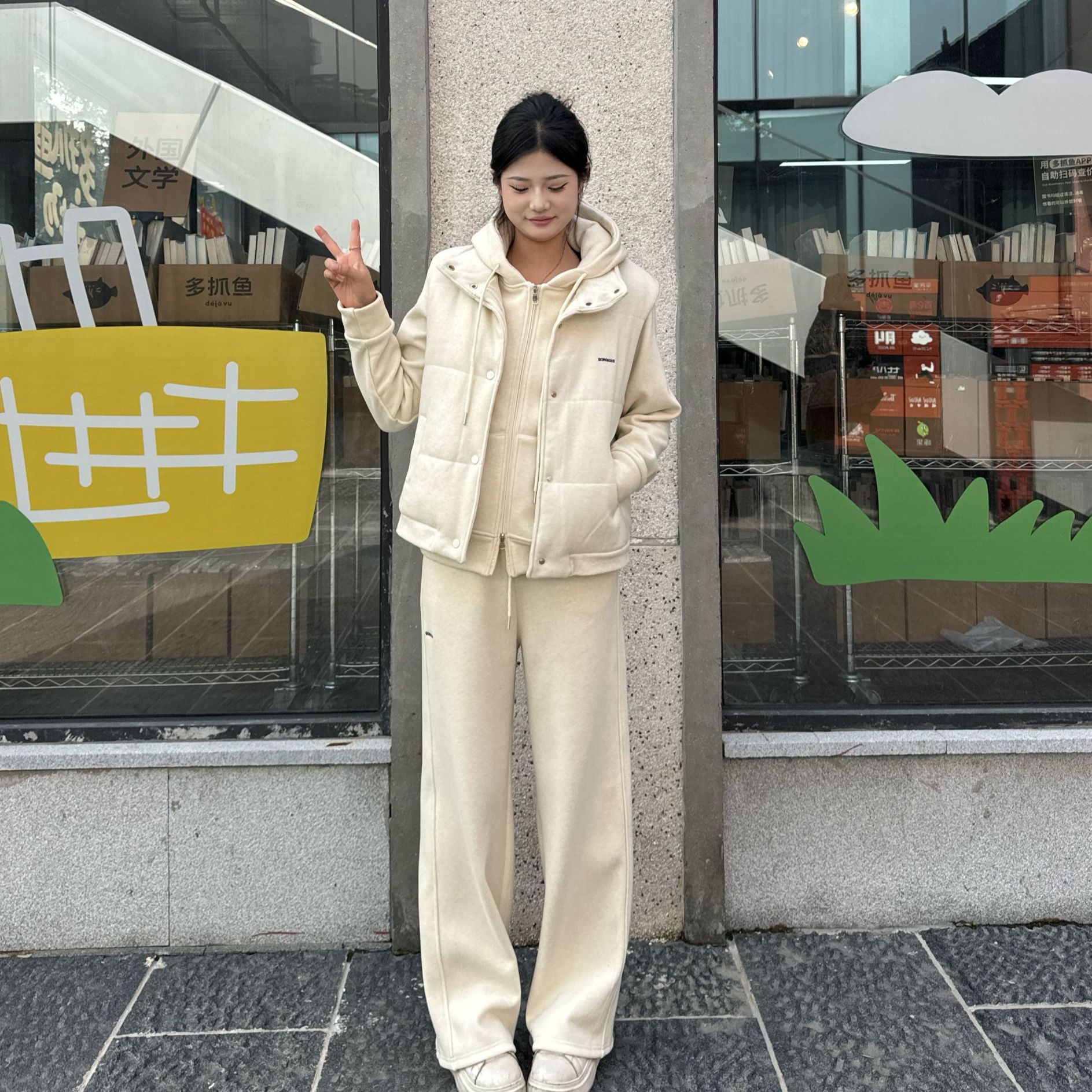 2025冬季新品气质减龄百搭加绒加厚休闲马甲连帽卫衣三件套A132