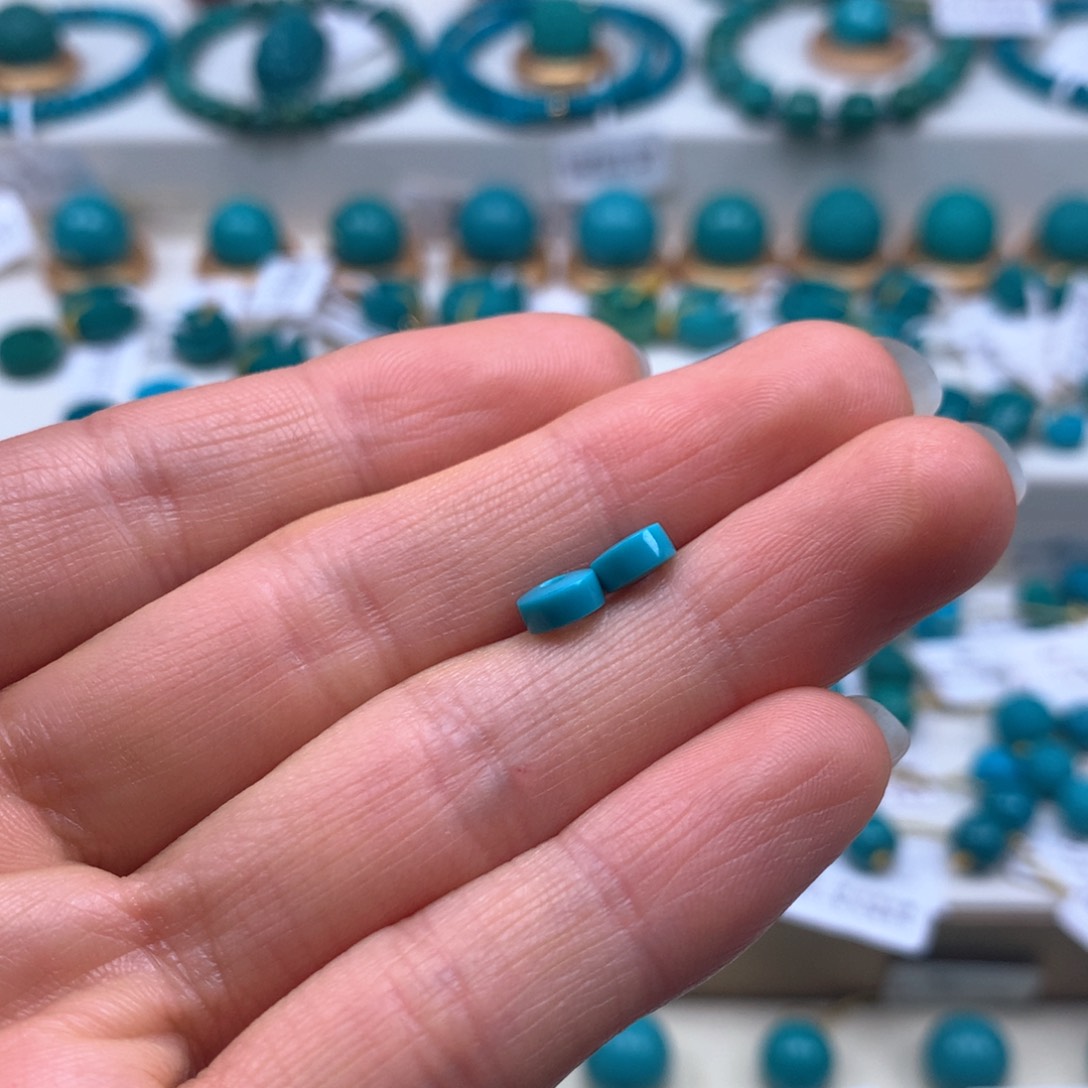 绿松石配饰未镶嵌轩