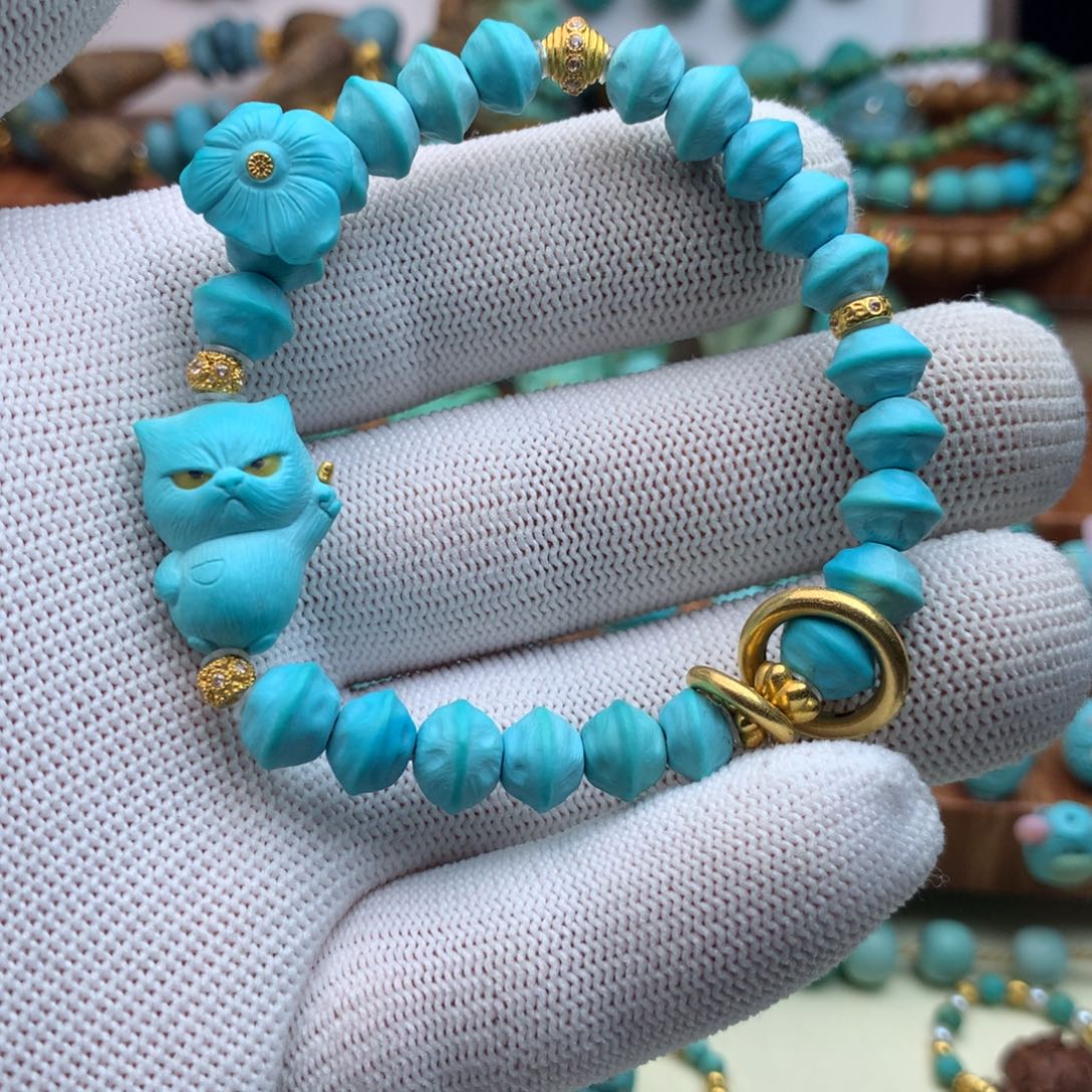 绿松石18K金镶嵌颈饰