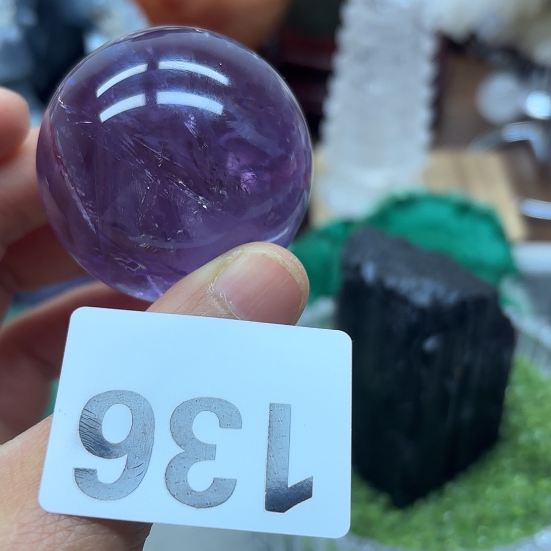 红***大型摆件（非配饰）未镶嵌水晶