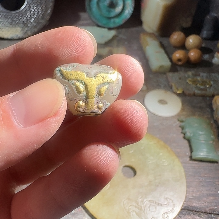 陈***狗和田玉（糖玉）未镶嵌挂件4337275757575757875755757