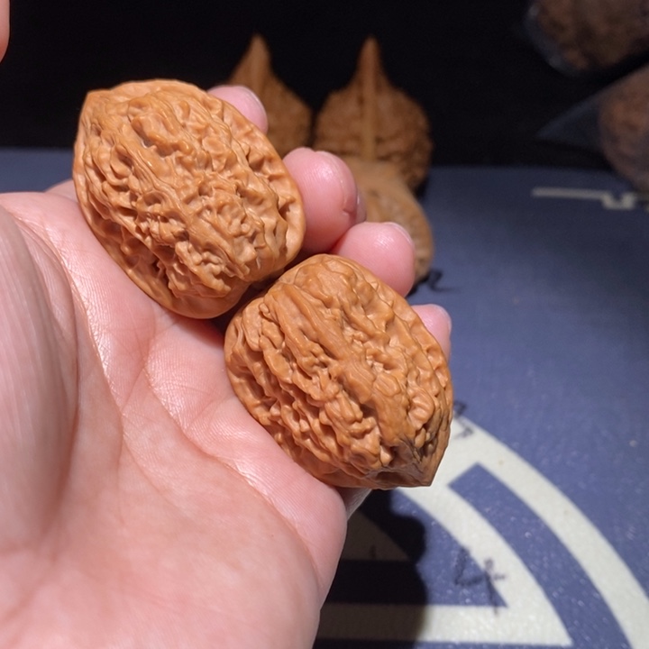 吊坠文玩核桃30尺鸡心手捻