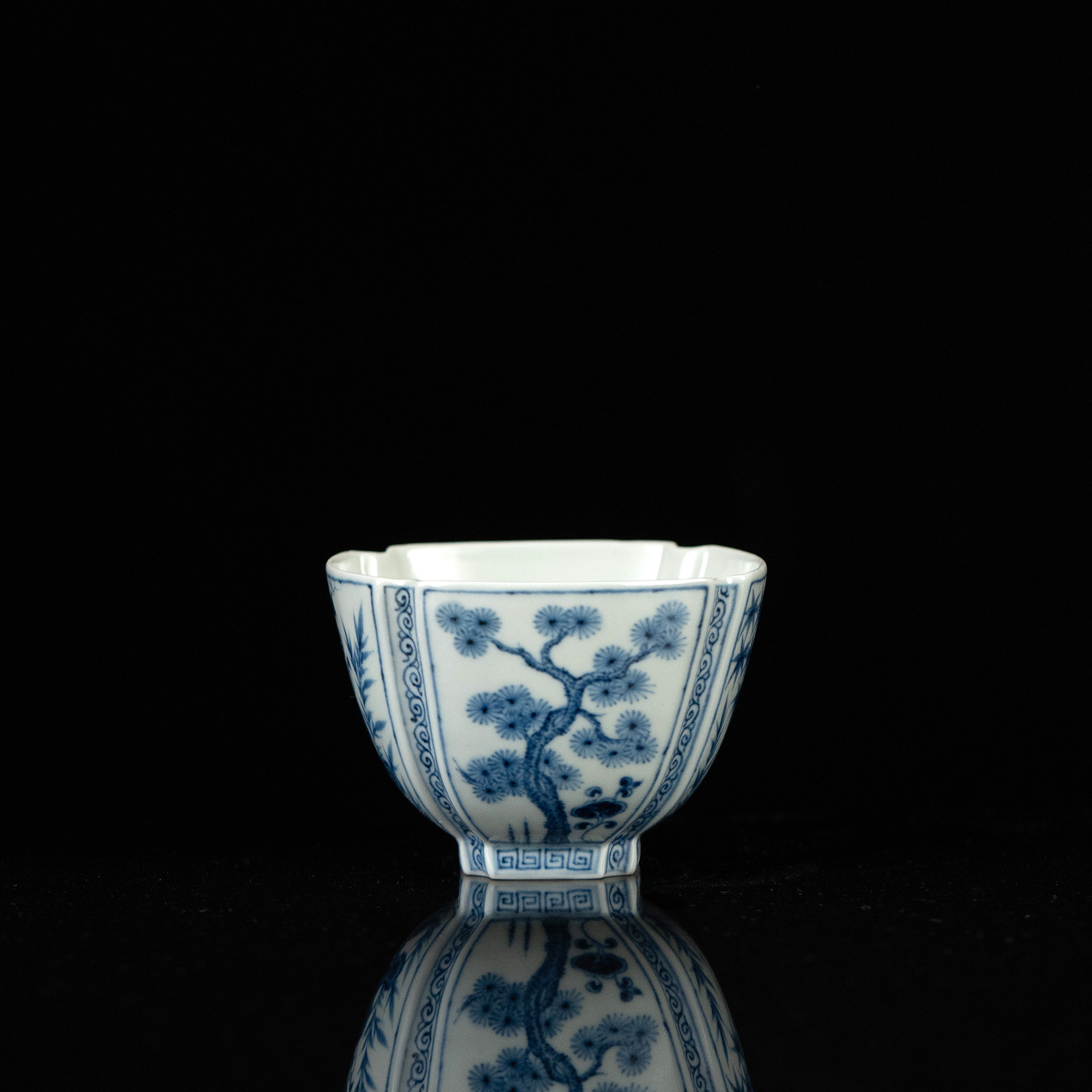 【利贞】梅兰竹菊四方杯约100cc纯手绘瓷器茶具YGT