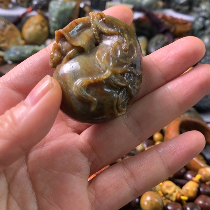 未镶嵌岫岩河磨玉（透闪石质玉）笔搁