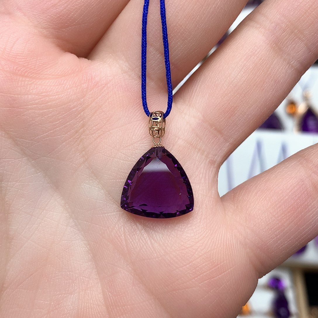 紫晶吊坠(赠链)18K金镶嵌