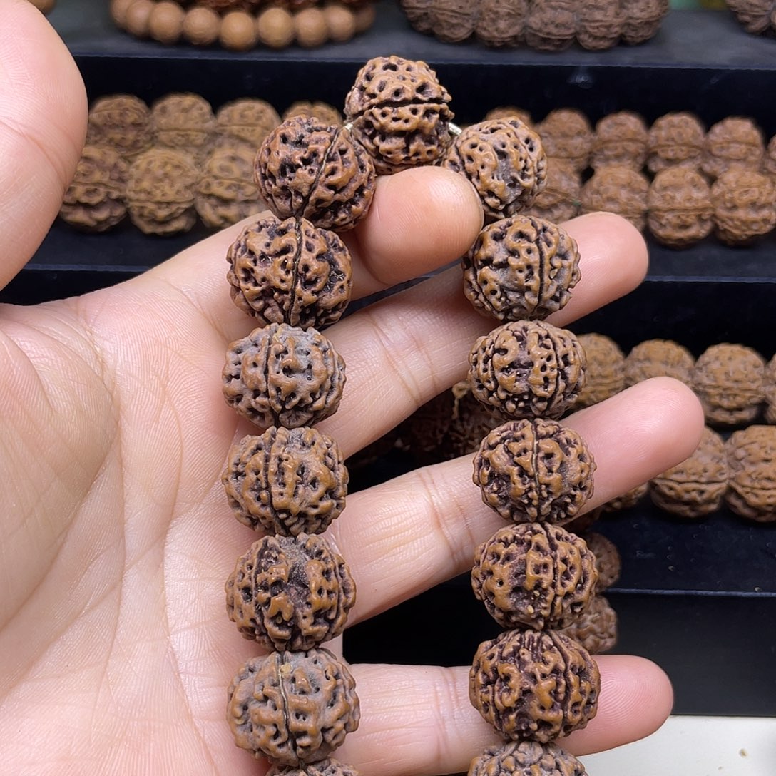 金刚菩提手串21mm古龙梅花铁籽