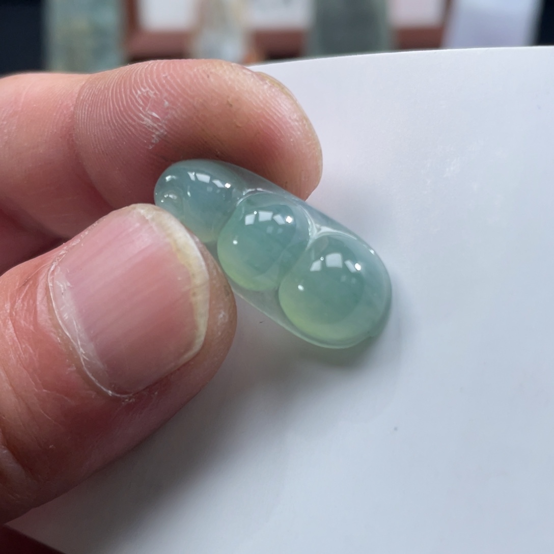 翡翠未镶嵌颈饰缅甸天然A货翡翠