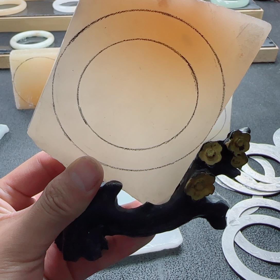 定制石英质玉（非洲翠）含**狸手镯