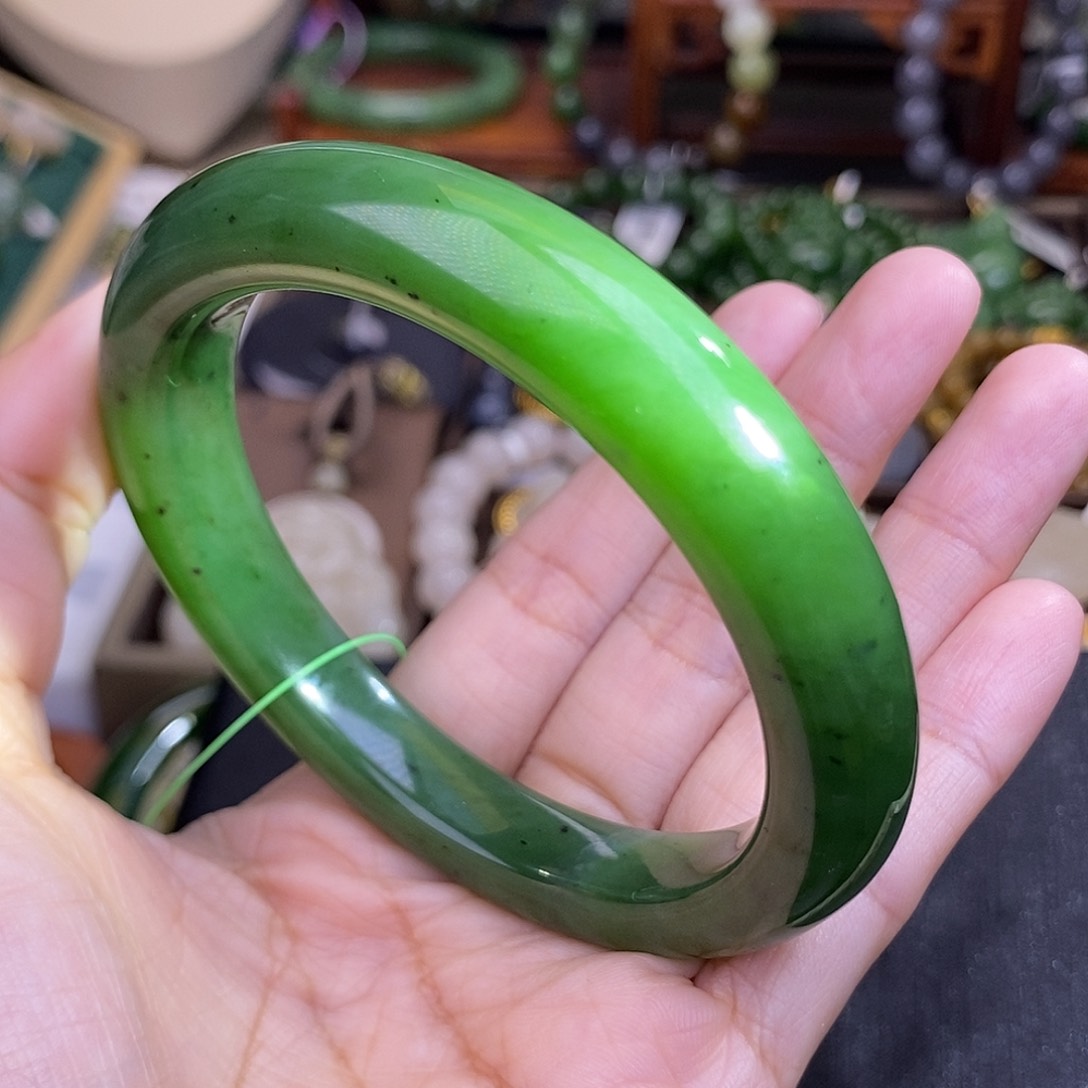 和田玉57 碧玉手镯清货价未镶嵌