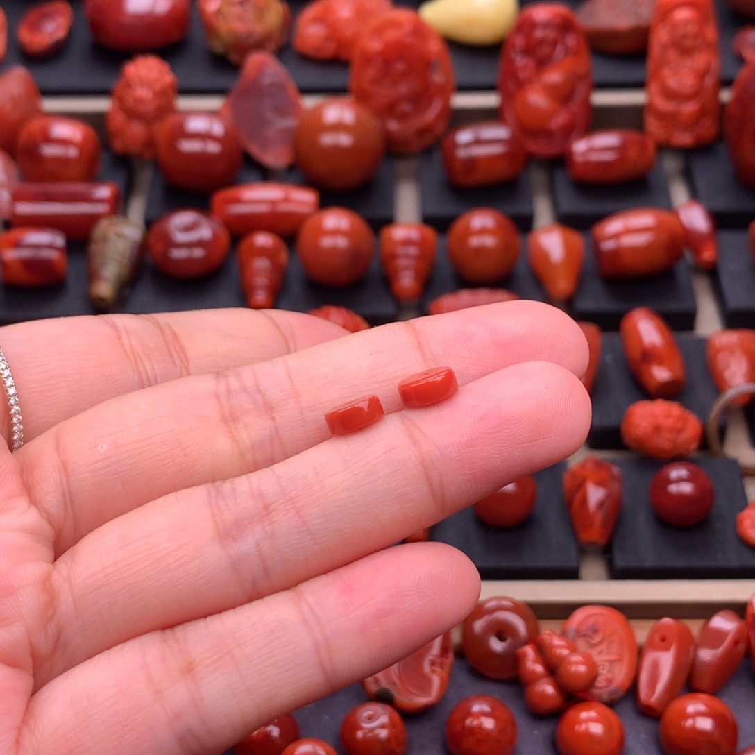 南红玛瑙未镶嵌原矿精工直切隔片7mm