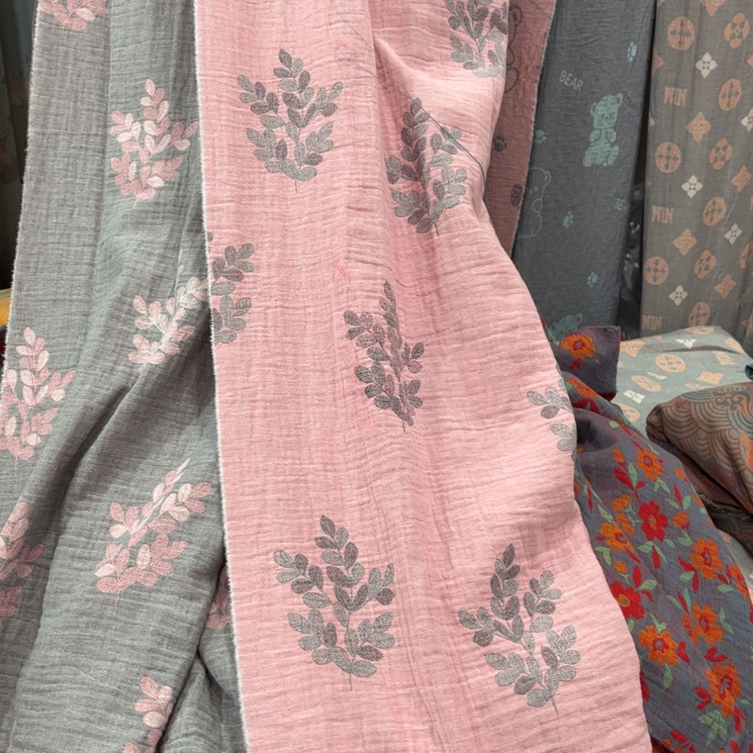 晓***珍棉1.8床，被套245x245，一对50x74枕套，定制