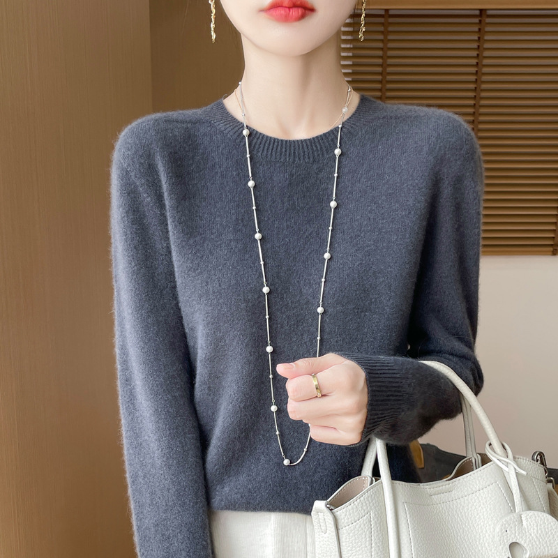 【俞兆林】冬季圆领无缝一体羊绒拉毛保暖女士毛衣宽松百搭显瘦打底