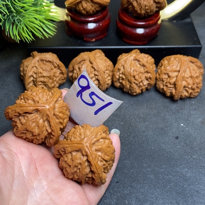 文玩核桃把件@*路40尺寸951