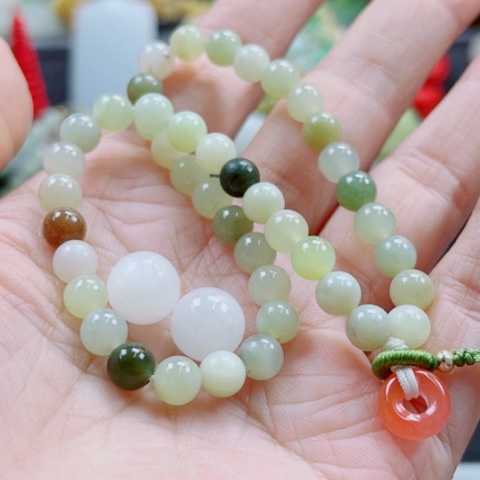 和田玉未镶嵌颈饰多样性发货一件