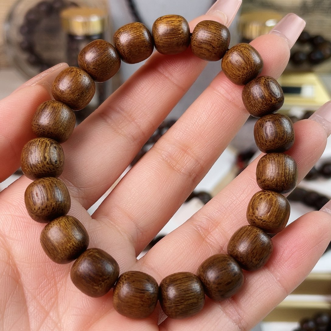 沉香手串越南富森红土沉玉化老料满瘤疤1.1