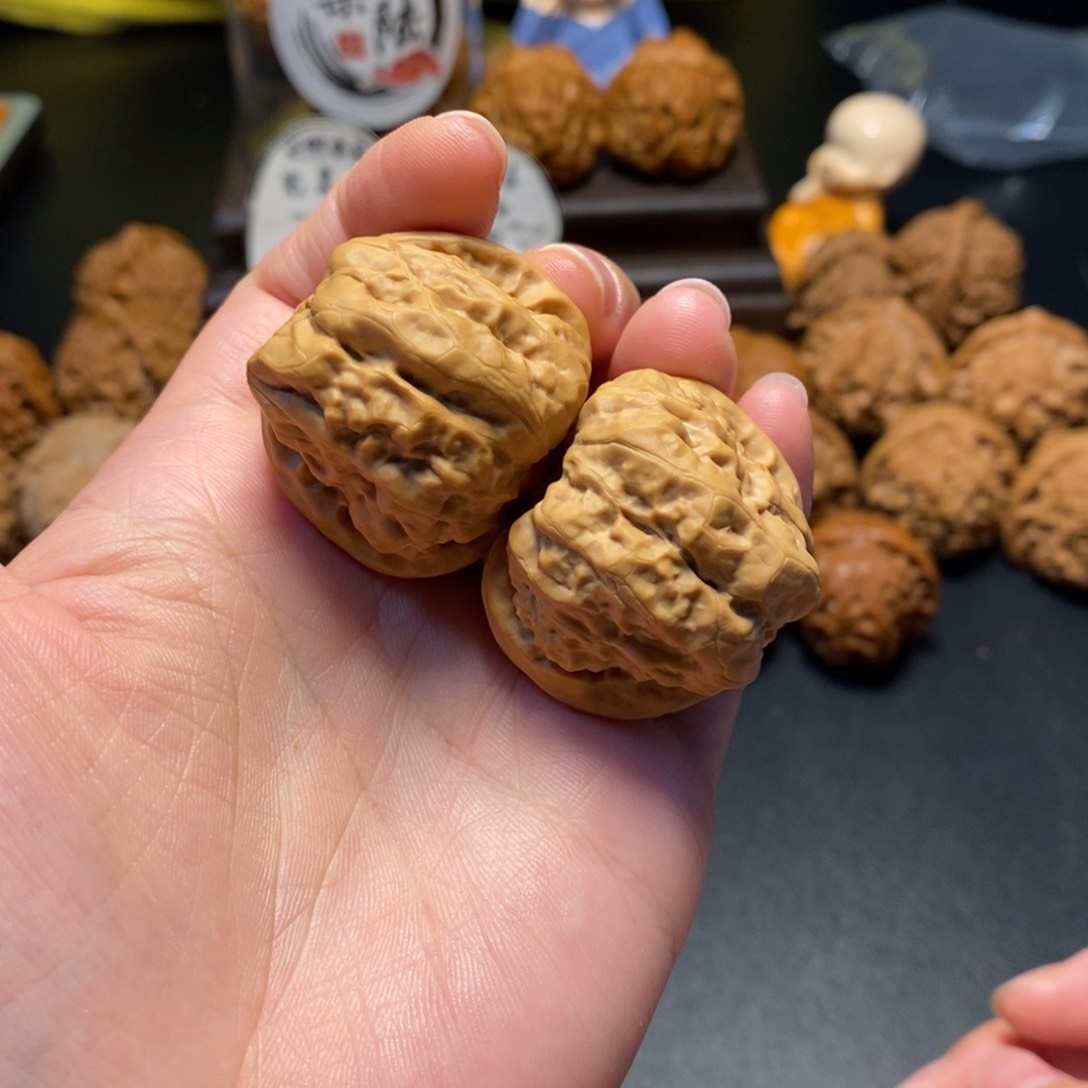 文玩核桃把件11号蛤蟆头36尺