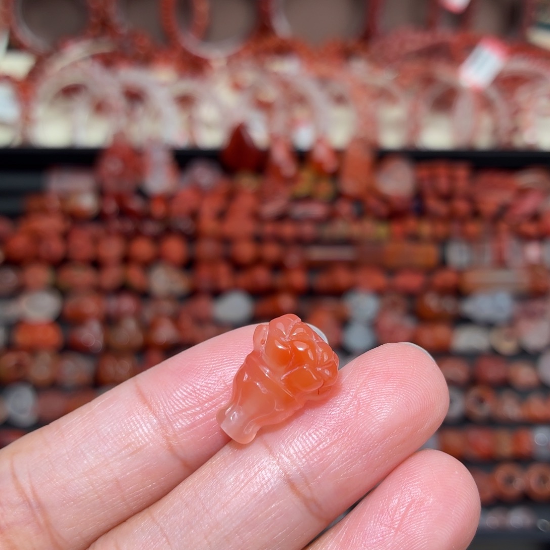 南红玛瑙未镶嵌颈饰莲花三通11+