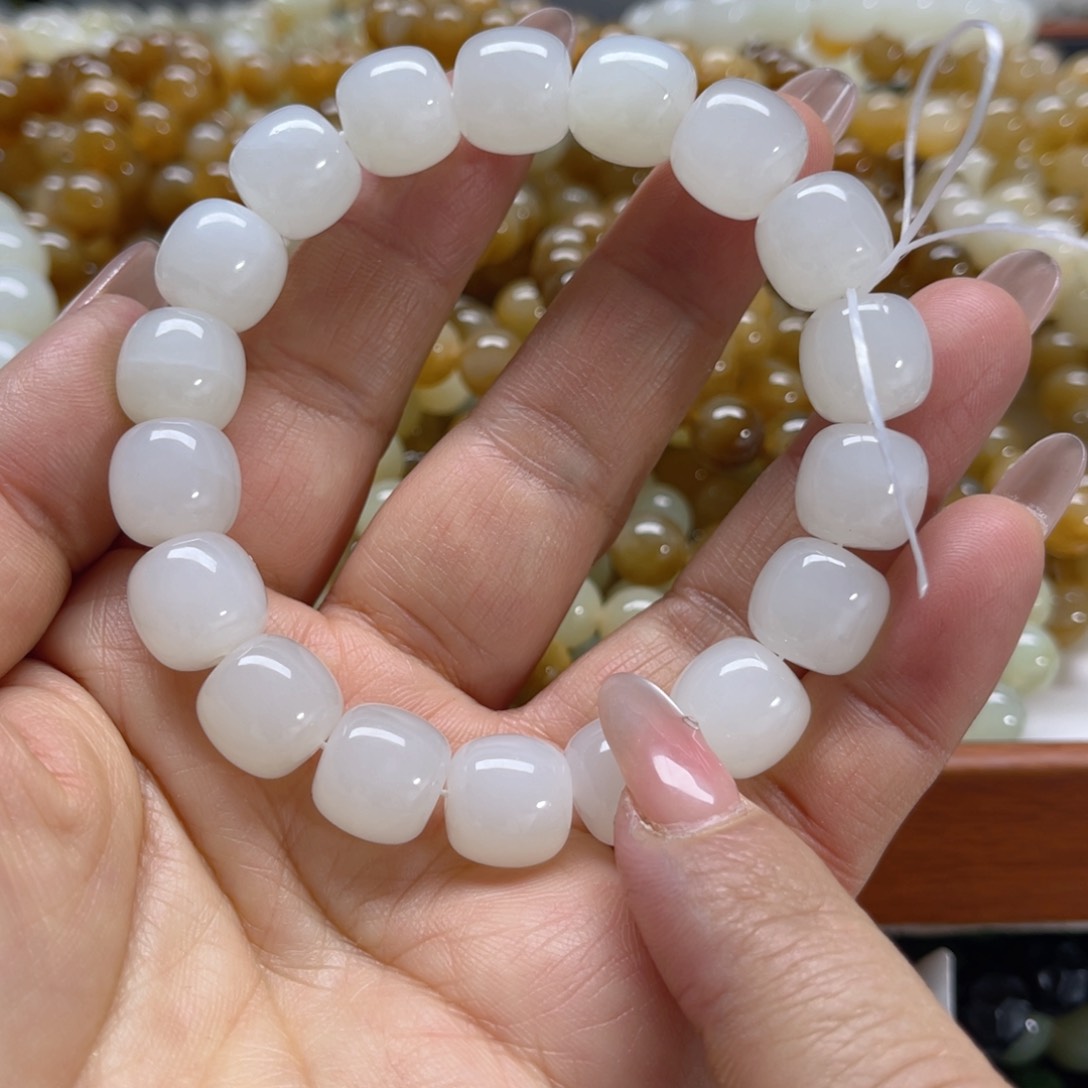 未镶嵌手链和田玉