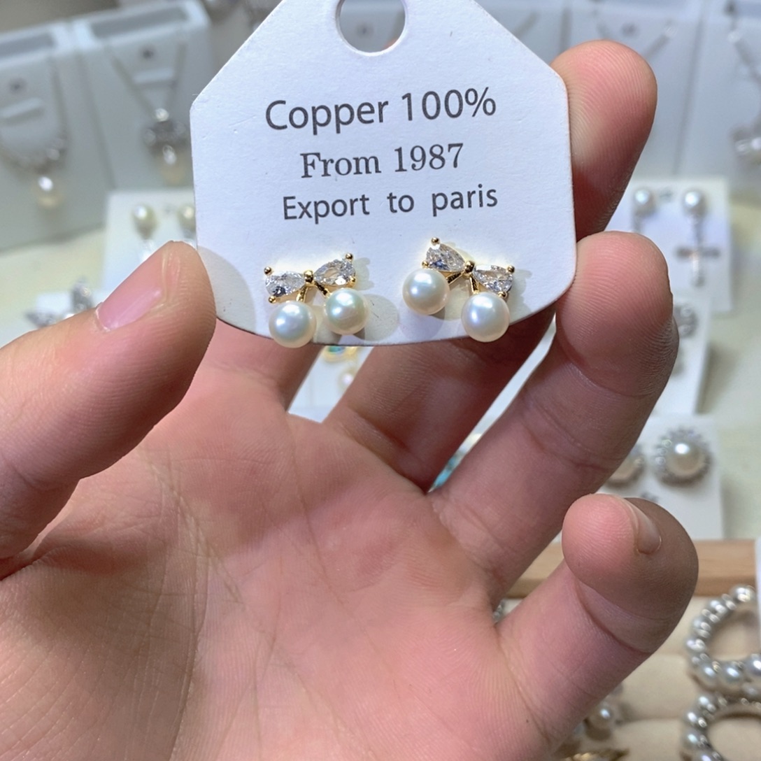 淡水珍珠银S925镶嵌耳坠