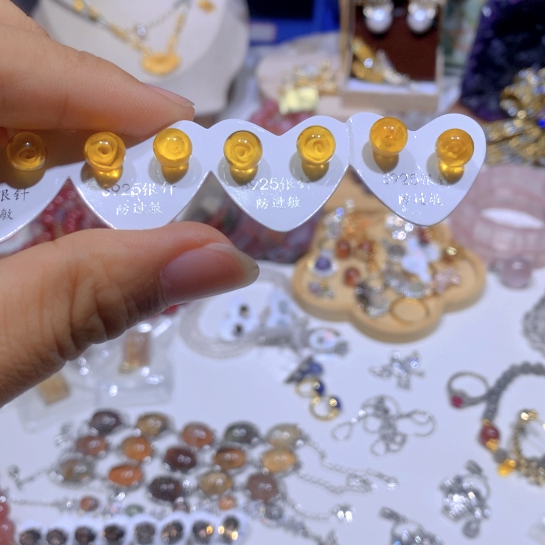 蜜蜡未镶嵌耳饰内调玫瑰花蜜蜡小灯泡一对