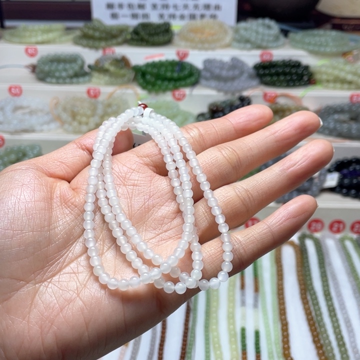 和田玉颈饰未镶嵌伽*略4m m