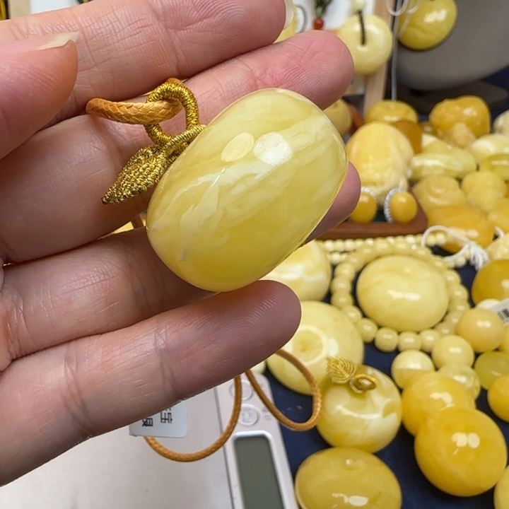 蜜蜡未镶嵌颈饰天然蜜蜡