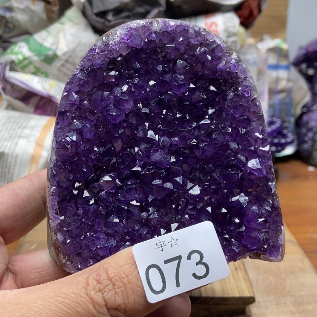 紫晶天然水晶摆件未镶嵌