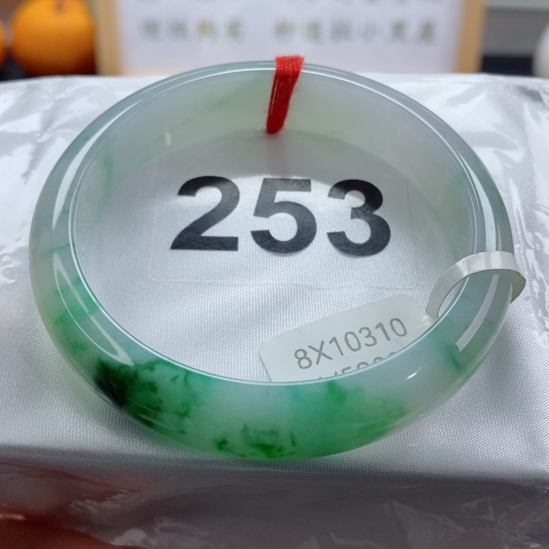 翡翠手镯未镶嵌天然A货翡翠手镯