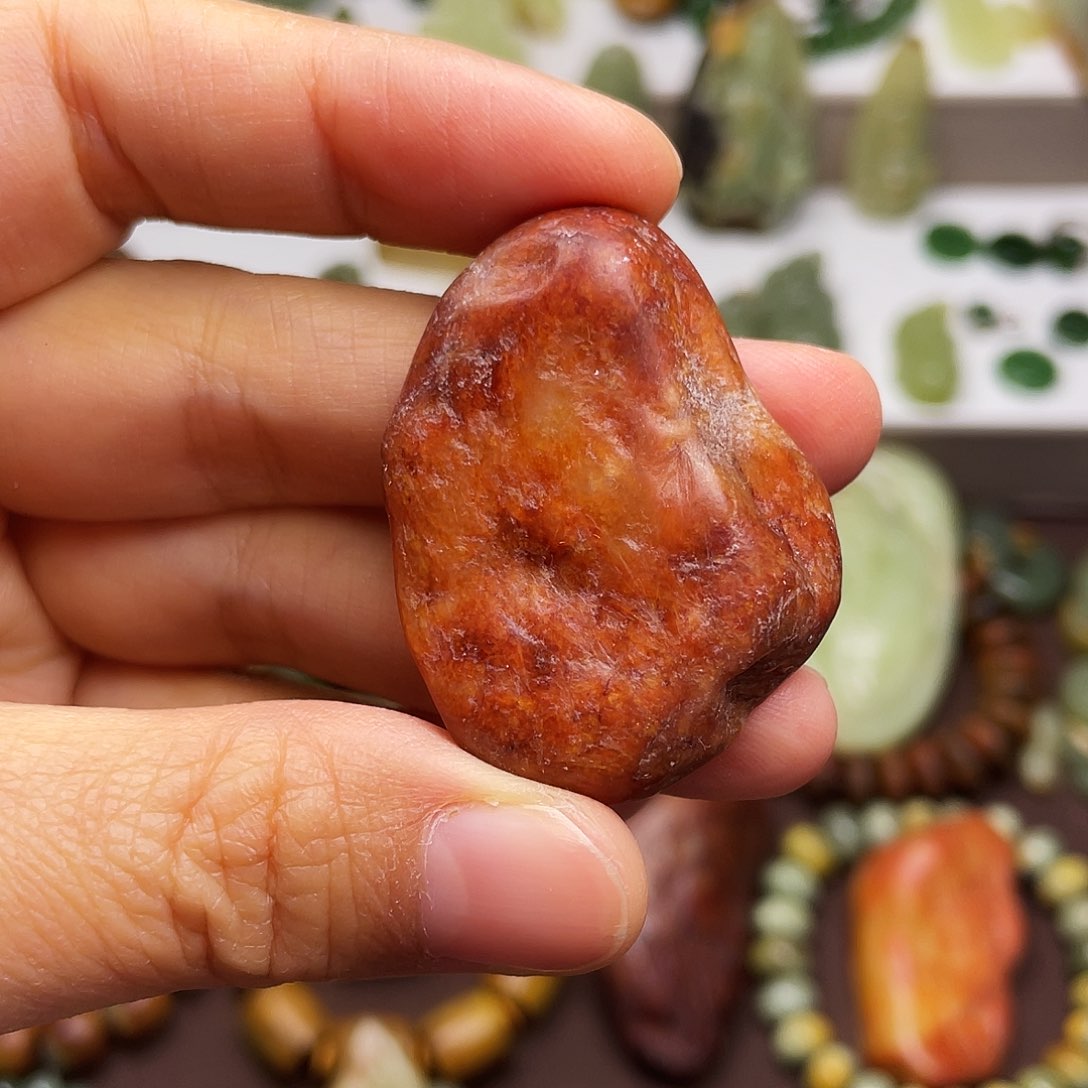 岫岩河磨玉（透闪石质玉）颈饰未镶嵌